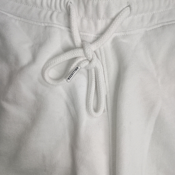 Hollister White Athletic Shorts with Drawstring Tie - Picture 12 of 12